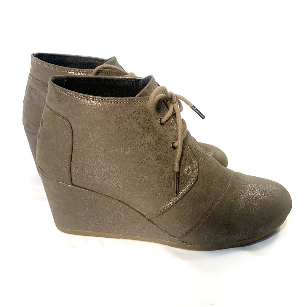 Toms Desert Lace-Up Wedge Bootie in Gunmetal Metallic, Womens Size 10